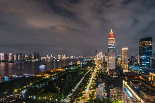 武汉长江夜景