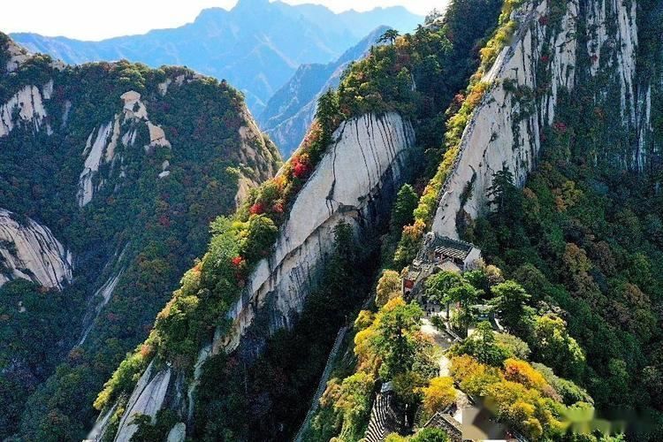 华山苍龙岭