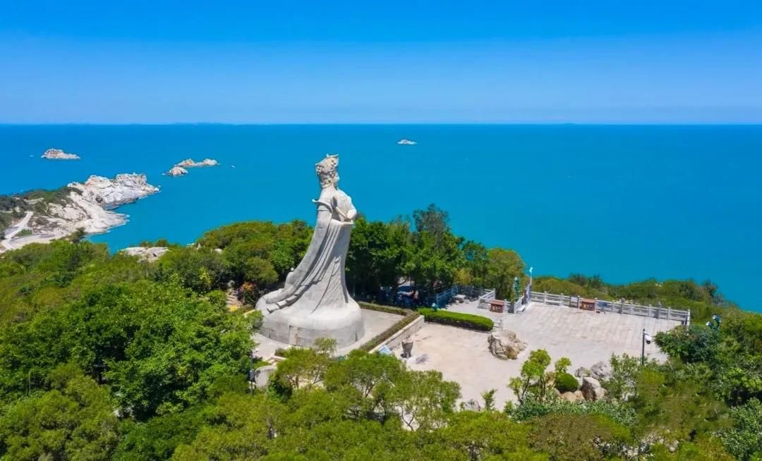 湄洲岛妈祖雕像海景航拍