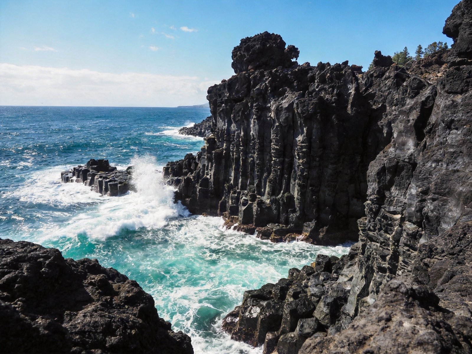 涠洲岛火山熔岩海岸