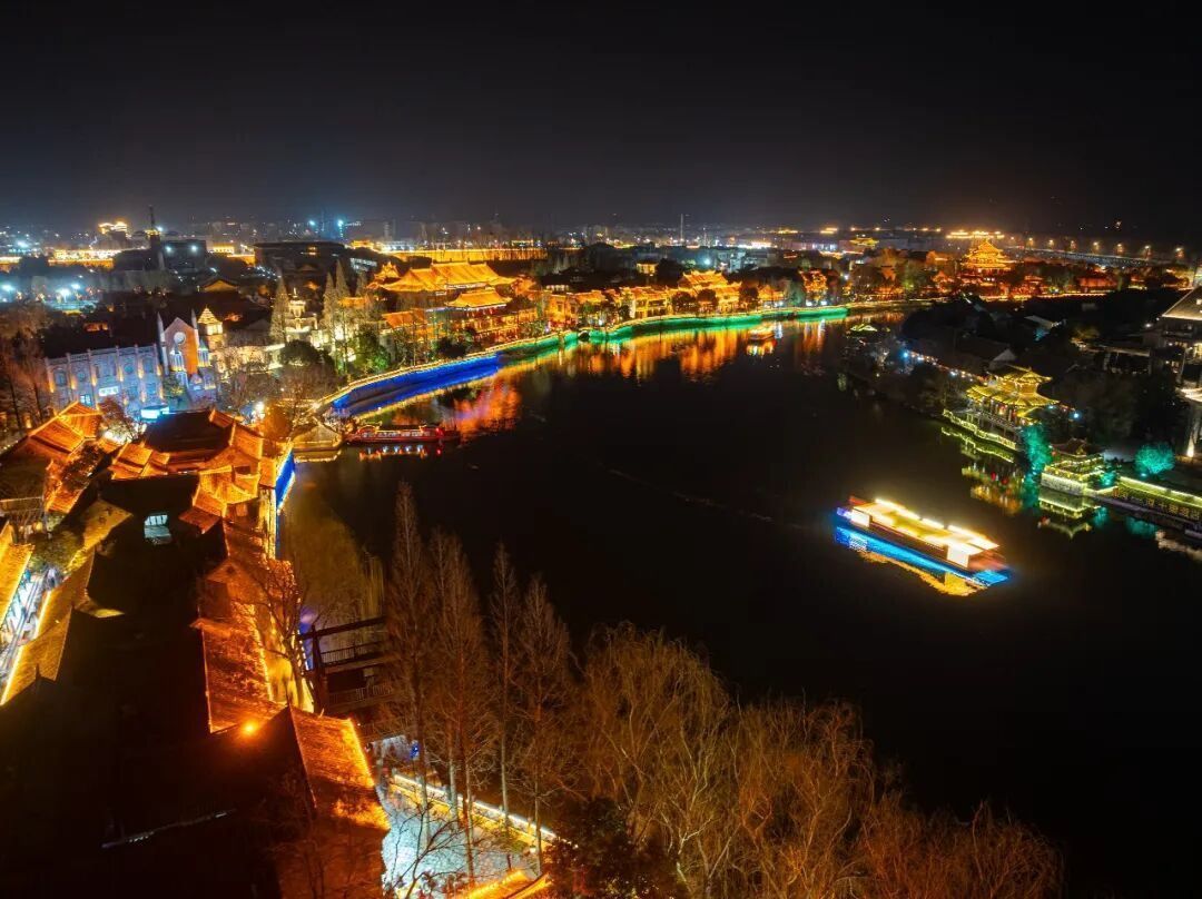 运河夜航