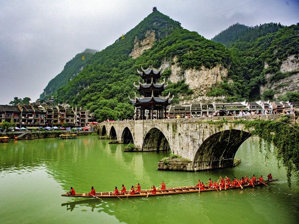镇远端午龙舟