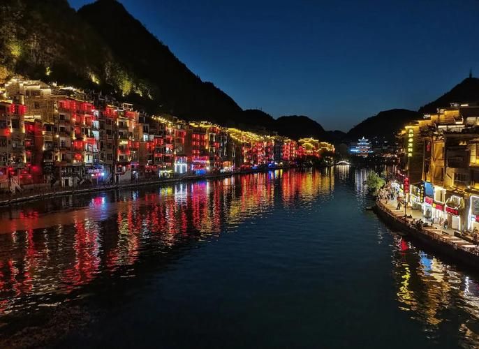 镇远舞阳河夜景
